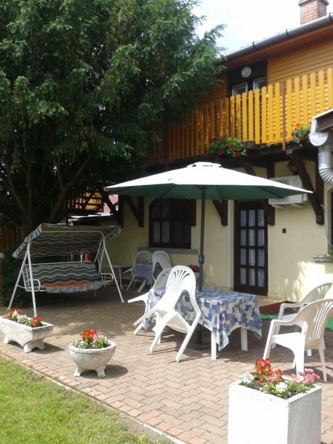Sarkadi Apartman Hajdúszoboszló المظهر الخارجي الصورة