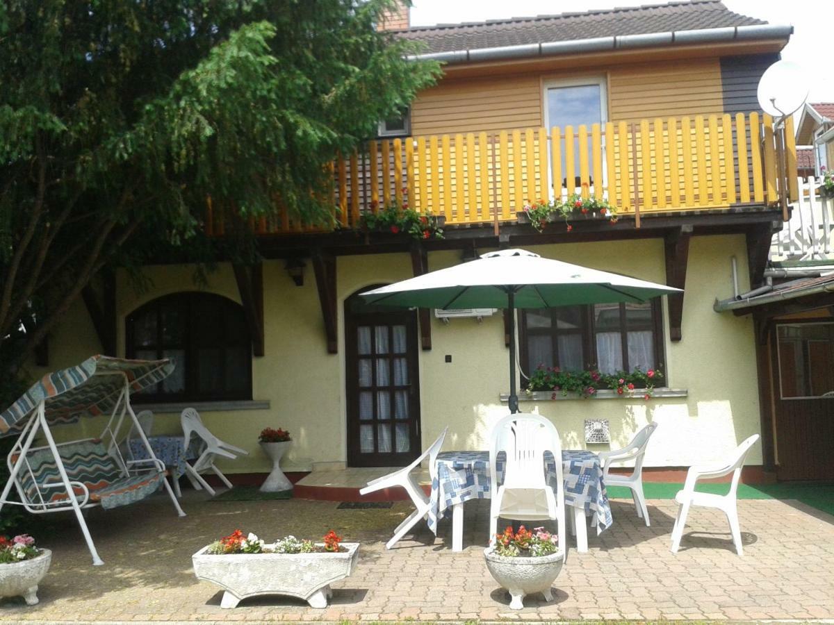 Sarkadi Apartman Hajdúszoboszló المظهر الخارجي الصورة