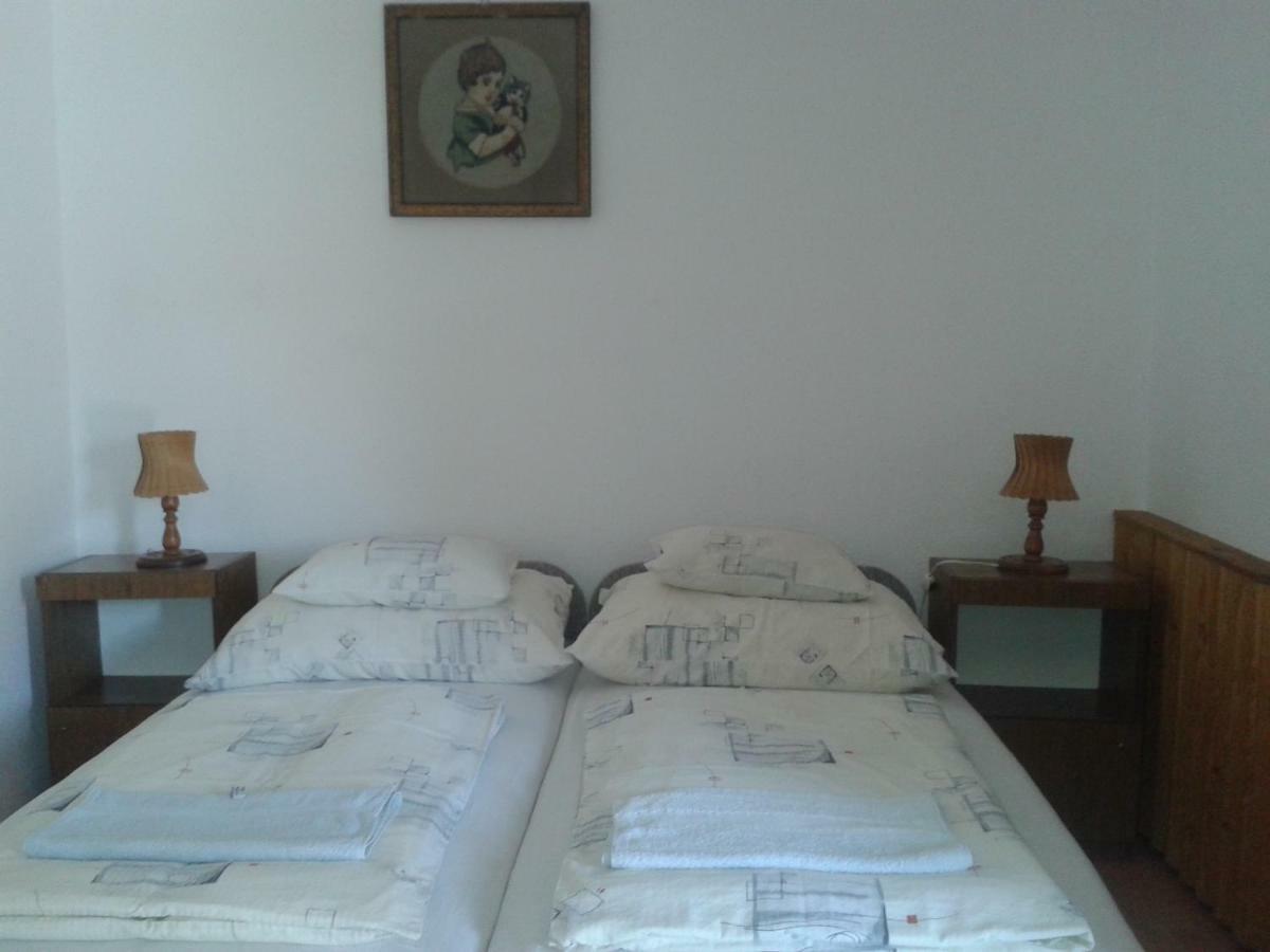 Sarkadi Apartman Hajdúszoboszló المظهر الخارجي الصورة