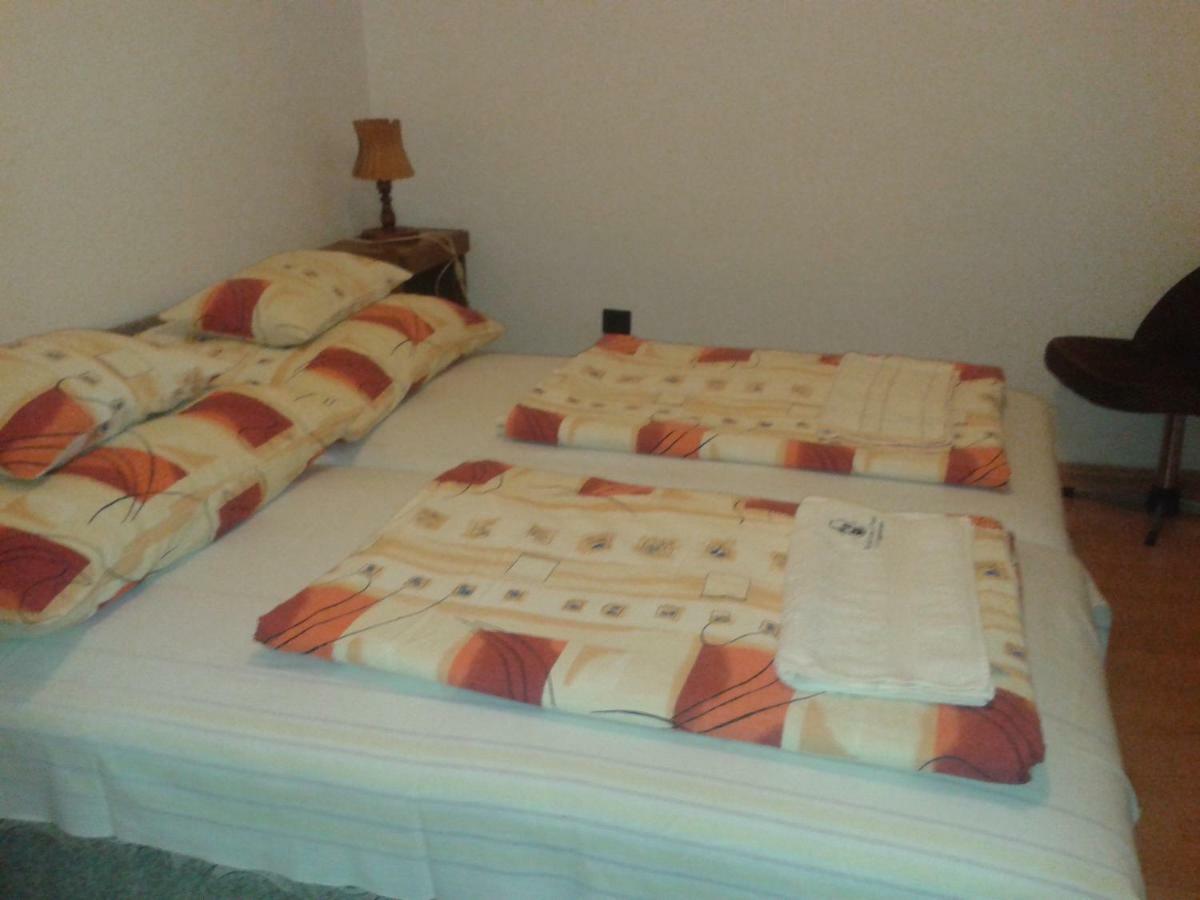 Sarkadi Apartman Hajdúszoboszló المظهر الخارجي الصورة